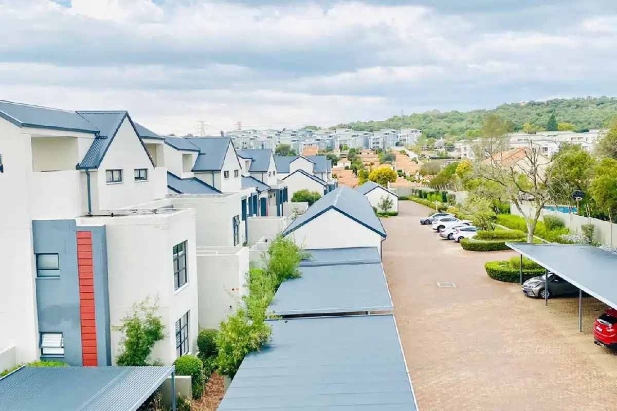 Teasa Stays-Tranquil, Peaceful & Calm loft, Fourways